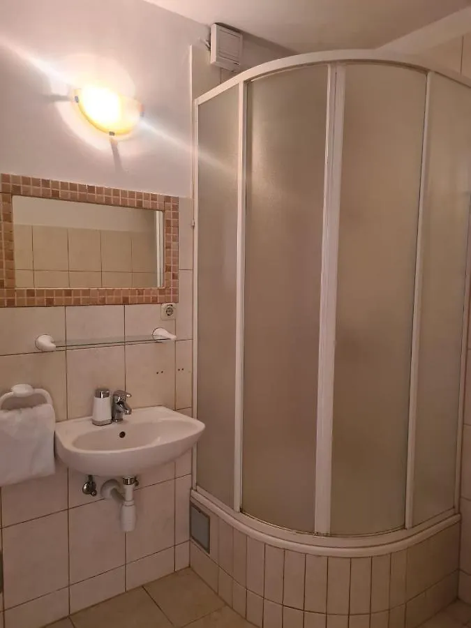 Apartmani Domink 0*, Split