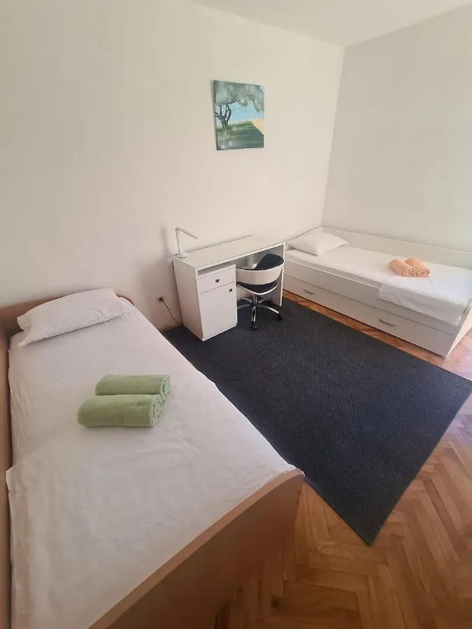 Apartmani Domink Apartment
